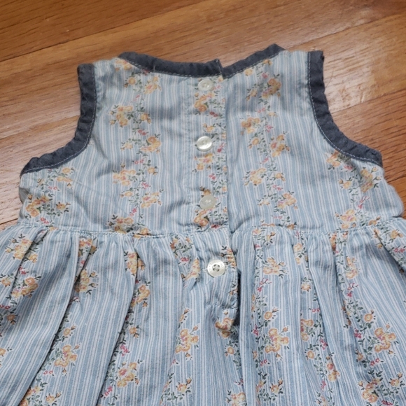 Baby GAP Floral Denim Dress - Newborn (0-3months) - Picture 7 of 9